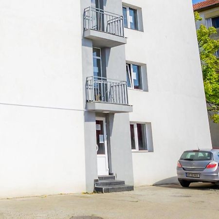 Apartament Cu O Camera Arad Zewnętrze zdjęcie